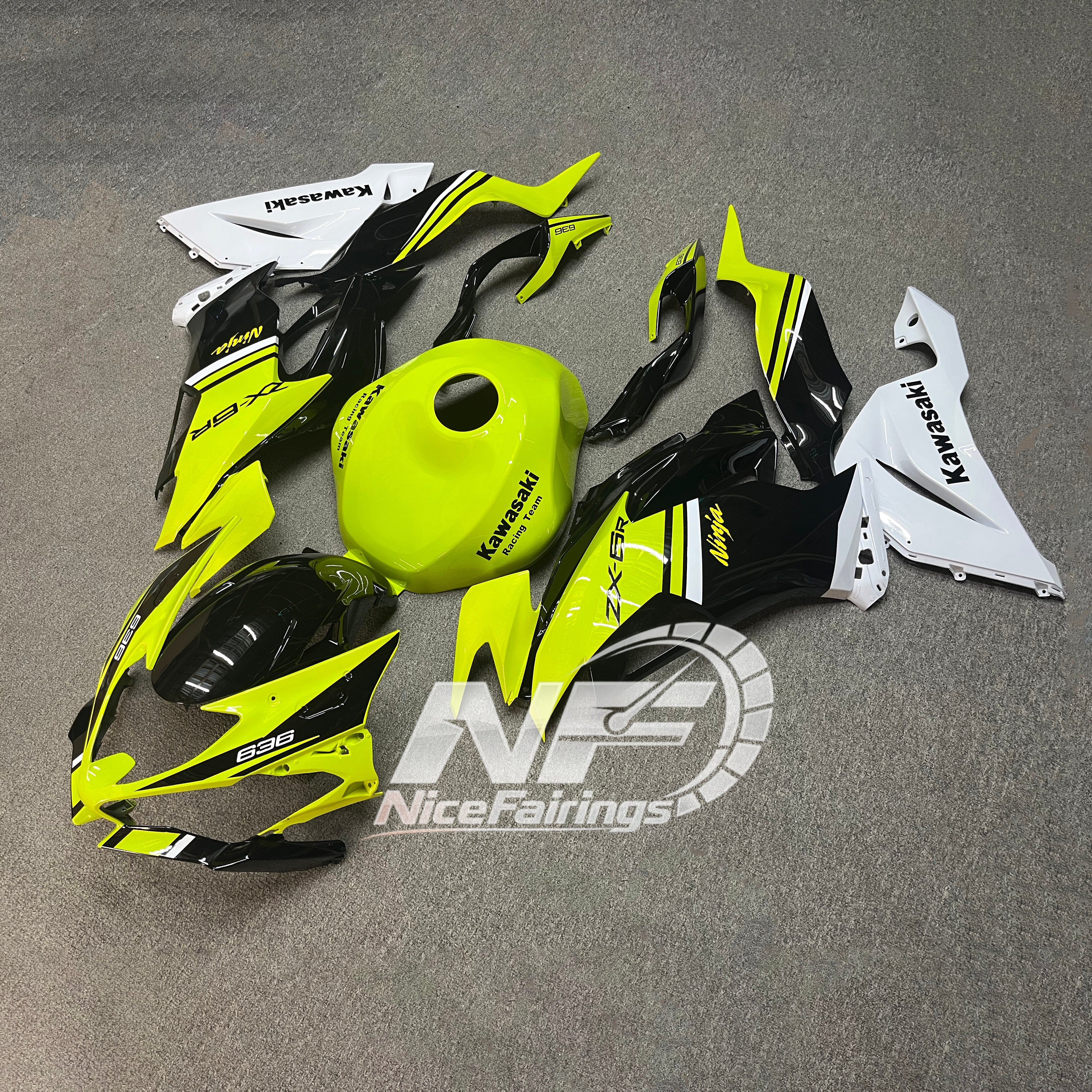 ZX6R 636 2019-2023 Painted Motorcycle Bodywork Red Black Tank Cover | NiceFairings - front angle image