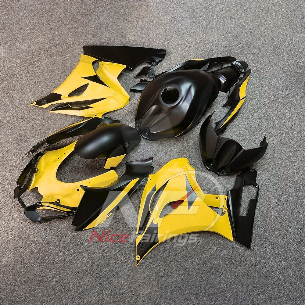 For Suzuki GSXR1000 K17 2017 2018-2026 ABS Fairing Kit Yellow Black Painted Bodywork | NiceFairings - front angle image