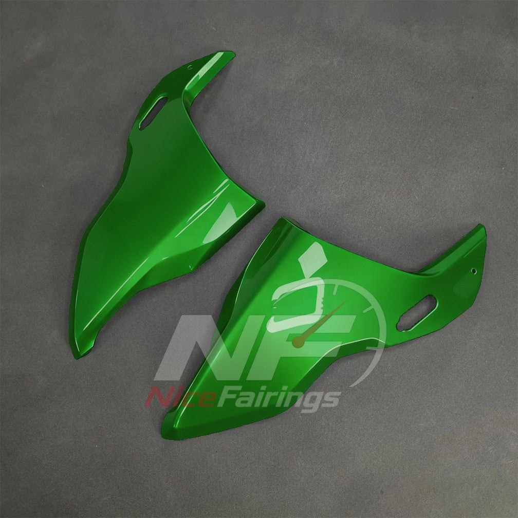 For BMW S1000RR 2025-2026 Green Black Painted ABS Fairings with Complete Replacement Bodywork | NiceFairings - front angle image