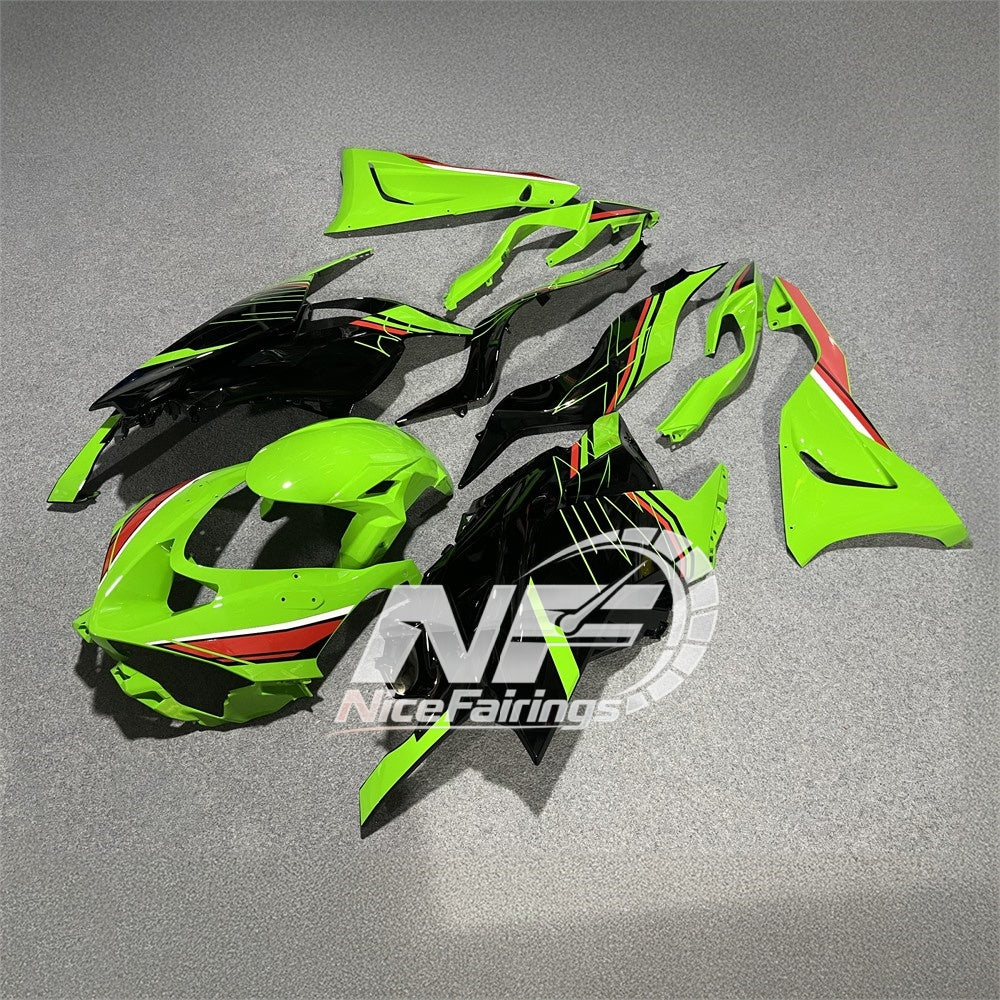For Kawasaki Ninja ZX-6R 636 2024-2025 Custom Fairings White Blue | NiceFairings - front angle image