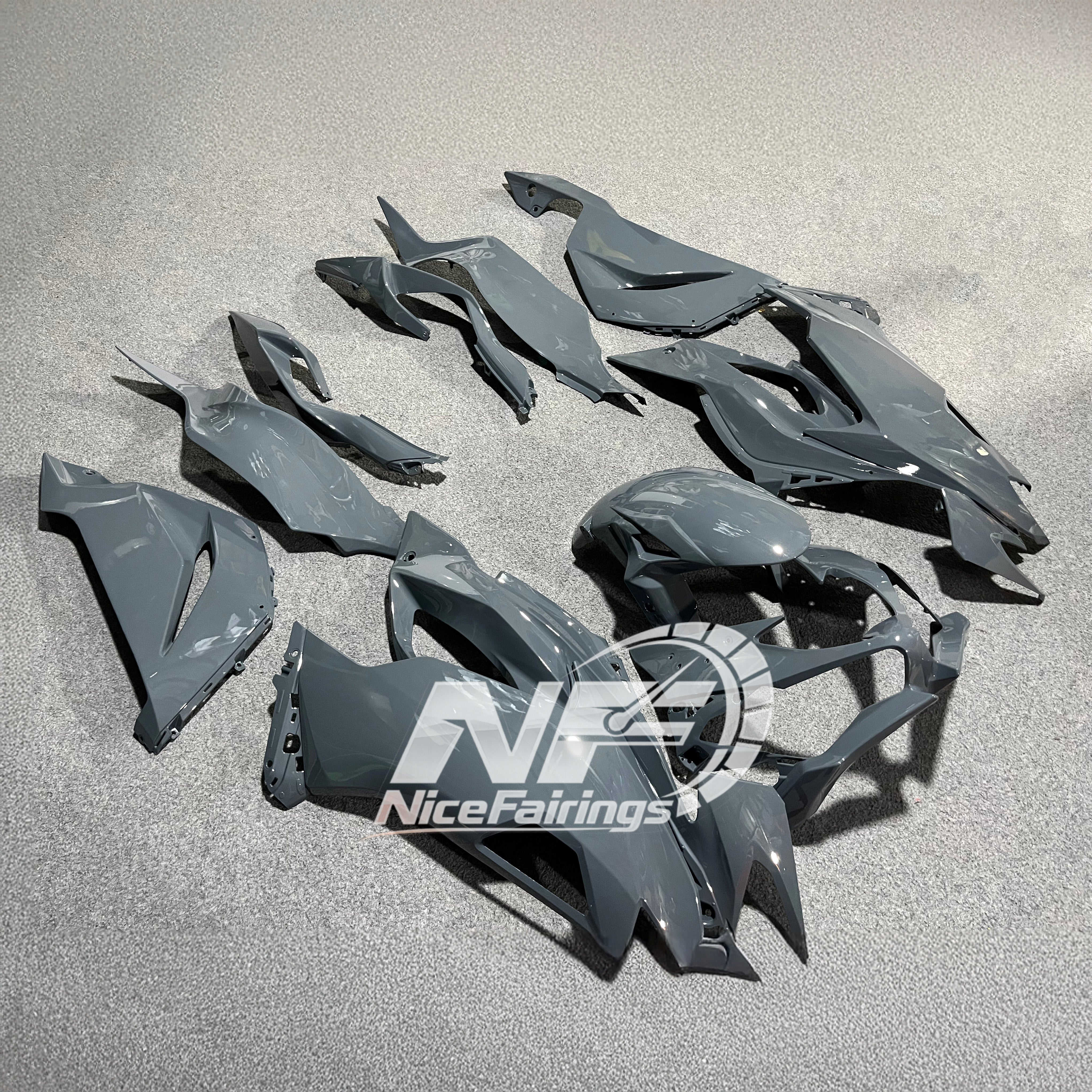 Ninja ZX6R 636 2019-2023 Sportbike Plastics Green Black | NiceFairings - front angle image