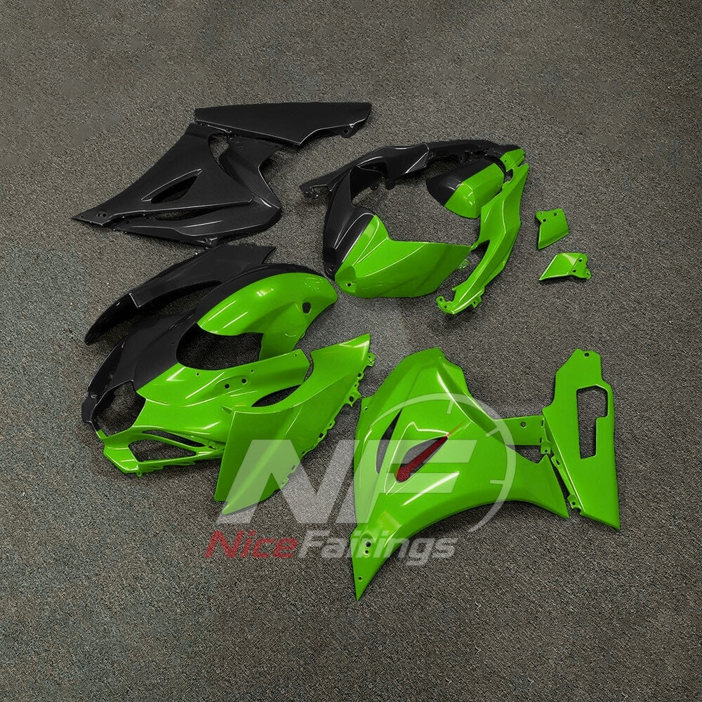 For Suzuki GSXR1000 K17 2017 2018-2026 ABS Fairing Kit Green Black Painted Bodywork | NiceFairings - front angle image