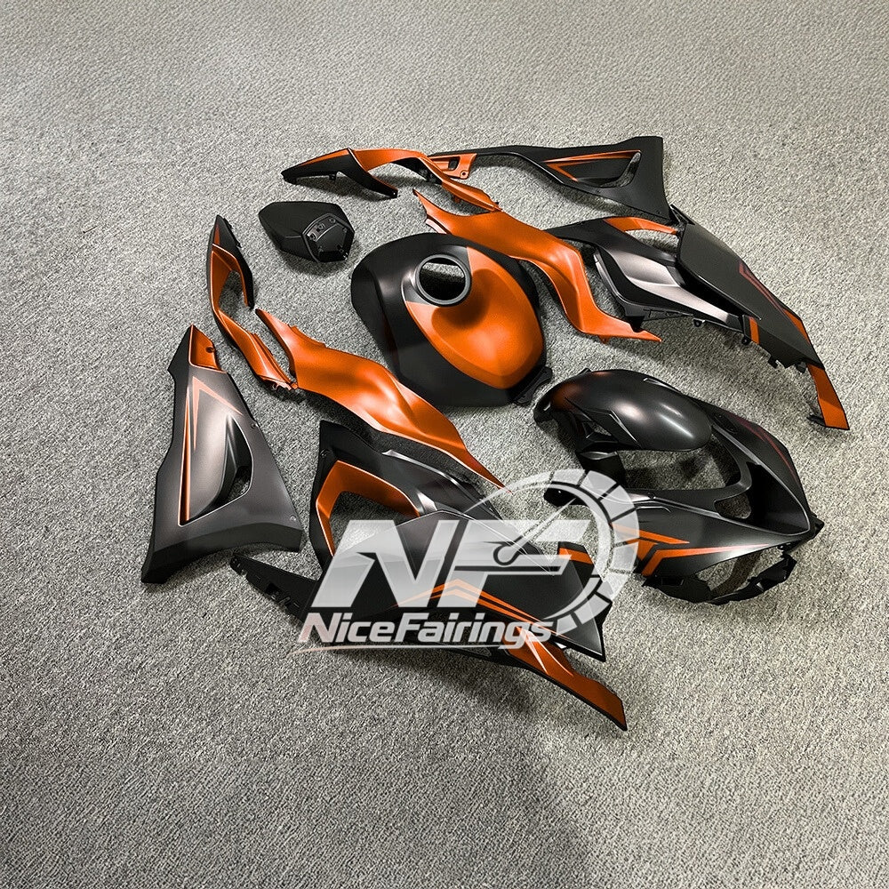 For Kawasaki ZX6R 636 2024-2025 Painted Motorcycle Bodywork Track Edition Tank Cover | NiceFairings - side angle image
