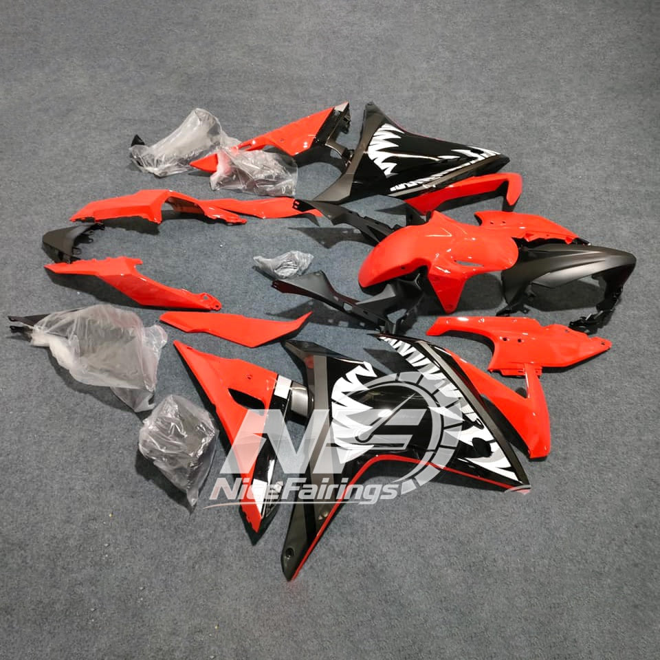 KAWASAKI Ninja 650 ER-6F 2017-2019 ABS Fairing Kit orange black tank-cover | NiceFairings - side angle image