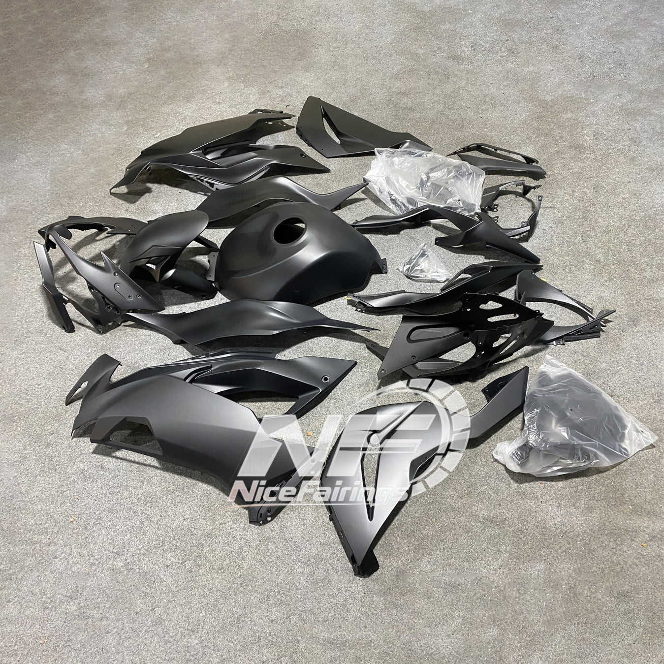 Kawasaki ZX-6R 636 2019-2023 Replacement Fairing Set Pearl White Tank Cover | NiceFairings - side angle image