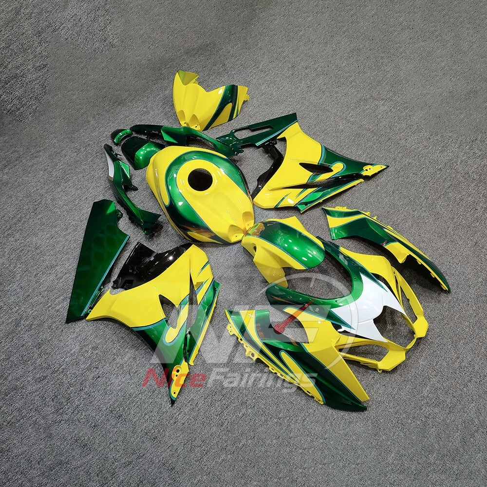 For Suzuki GSXR1000 K17 2017-2026 ABS Fairing Kit Yellow Black Painted Bodywork | NiceFairings - side angle image