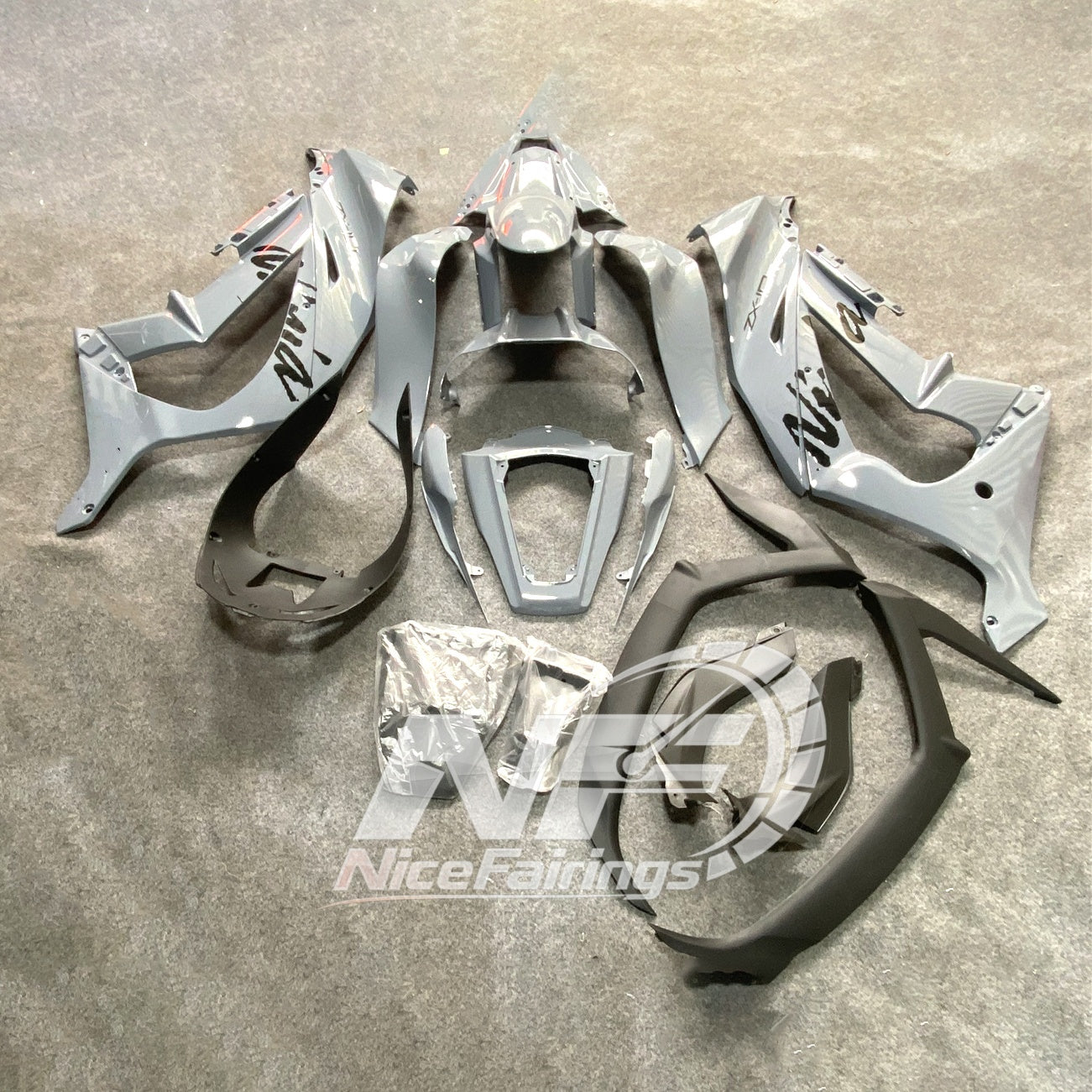 Ninja ZX10R 2011-2015 Custom Painted Replacement Plastics | NiceFairings - side angle image