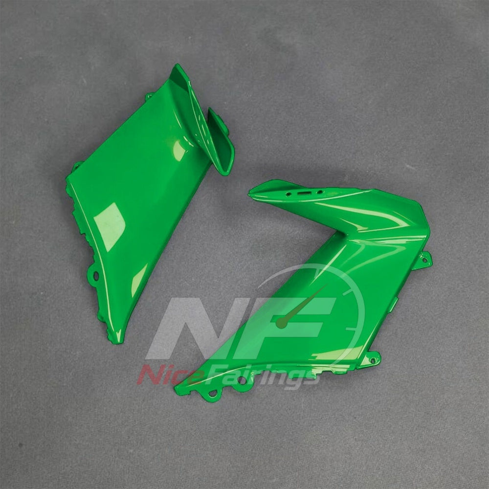 For BMW S1000RR 2025-2026 Green Black Motorcycle Fairing Kit with Aftermarket Body Panels | NiceFairings - side angle image