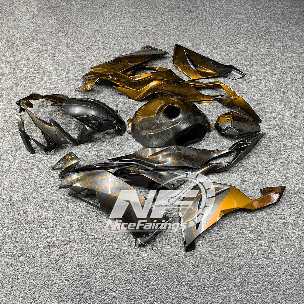 For Kawasaki Ninja ZX-6R 636 2019-2023 Custom Fairings White Blue Special Edition | NiceFairings - side angle image