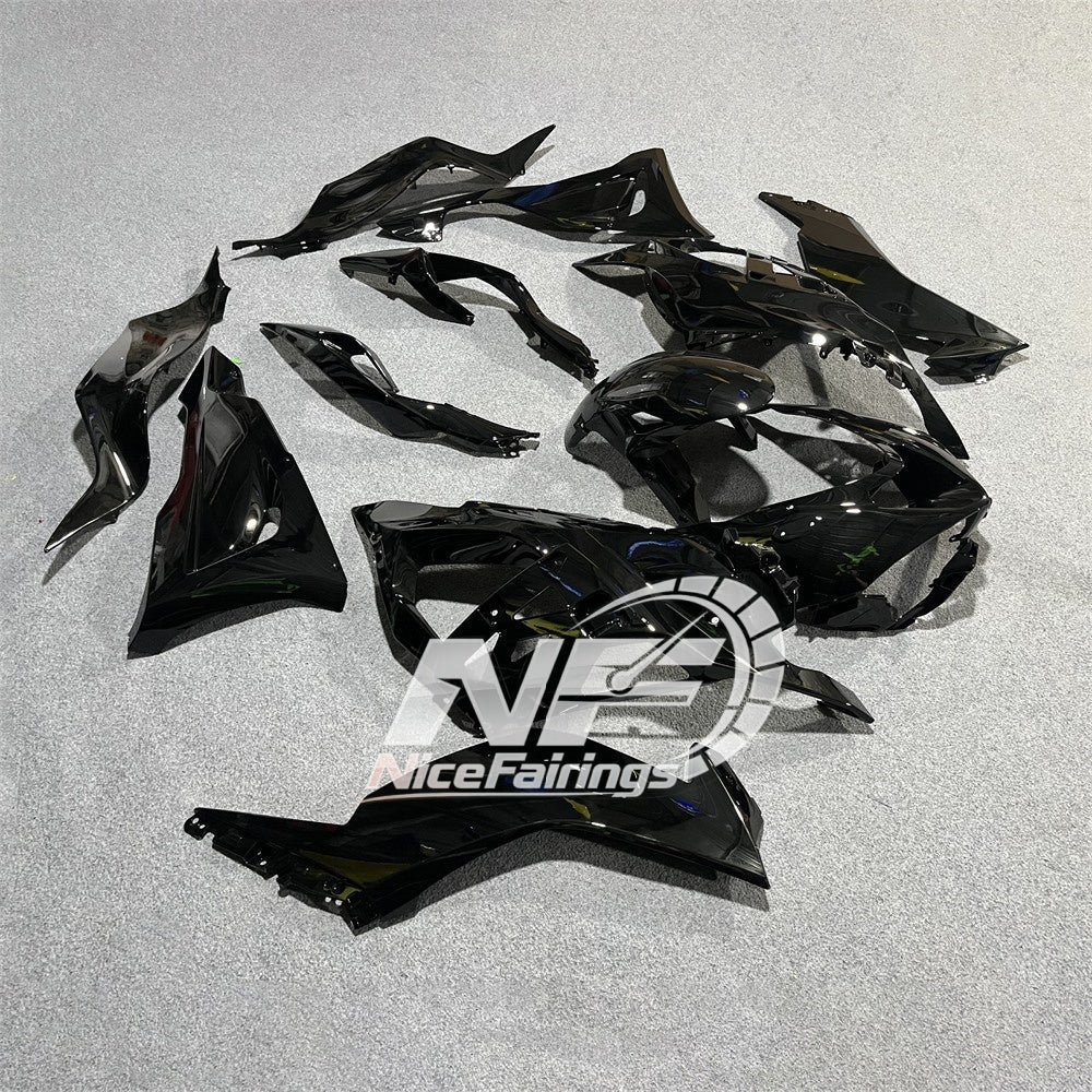 For Kawasaki ZX6R 636 2024-2025 ABS Fairing Kit Green Black | NiceFairings - side angle image
