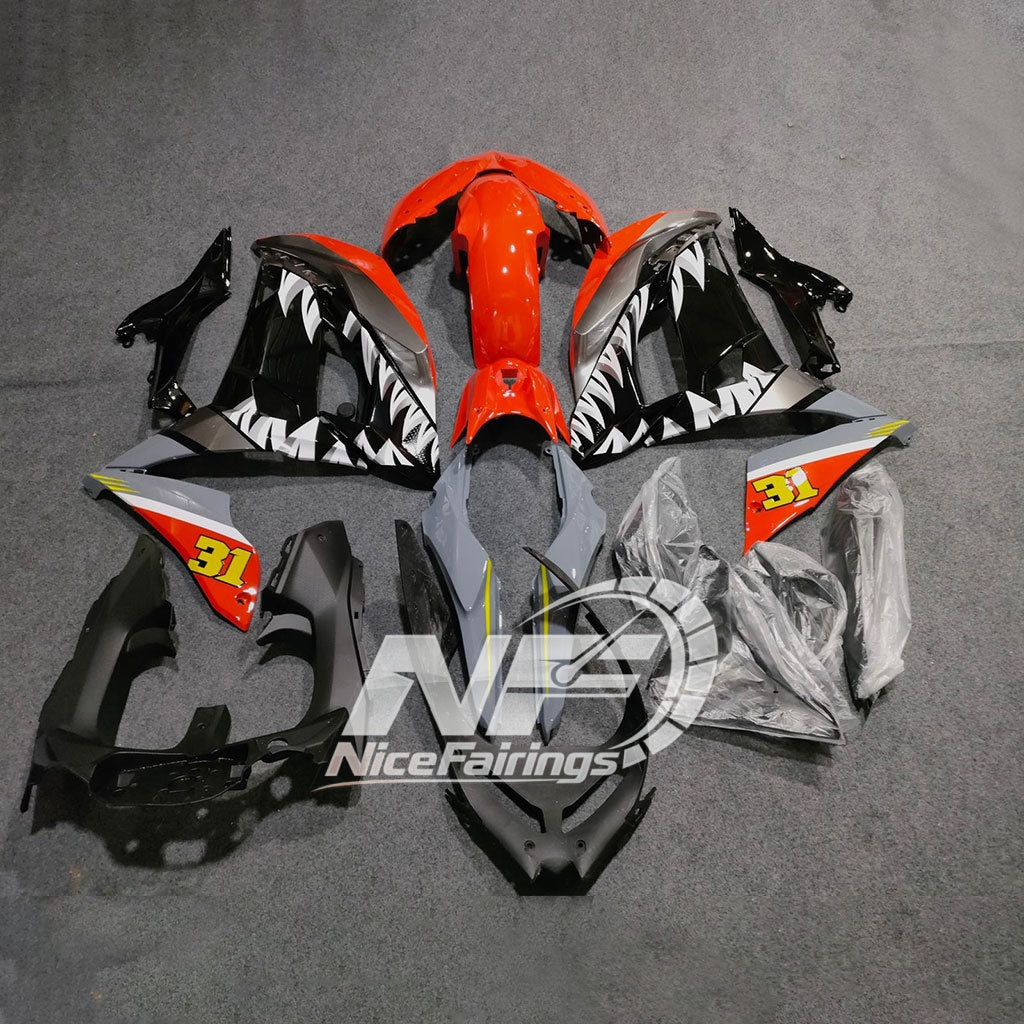 KAWASAKI Ninja 650 ER-6F Full Motorcycle Plastics red black tank-cover | NiceFairings - side angle image