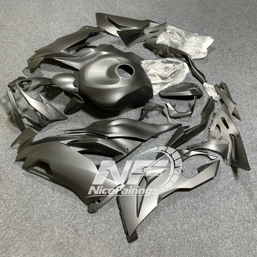 Kawasaki Ninja ZX-6R 636 2019-2023 Custom Fairings White Blue Tank Cover | NiceFairings - rear angle image