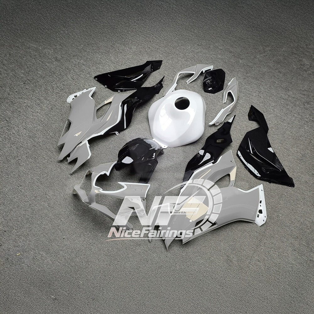 For Kawasaki Ninja ZX-6R 636 2019-2023 Custom Fairings Pearl White Premium Edition | NiceFairings - rear angle image