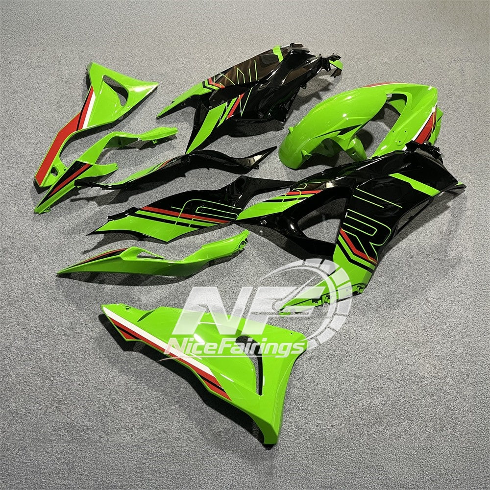 For Kawasaki Ninja ZX-6R 636 2024-2025 Custom Fairings White Blue | NiceFairings - rear angle image