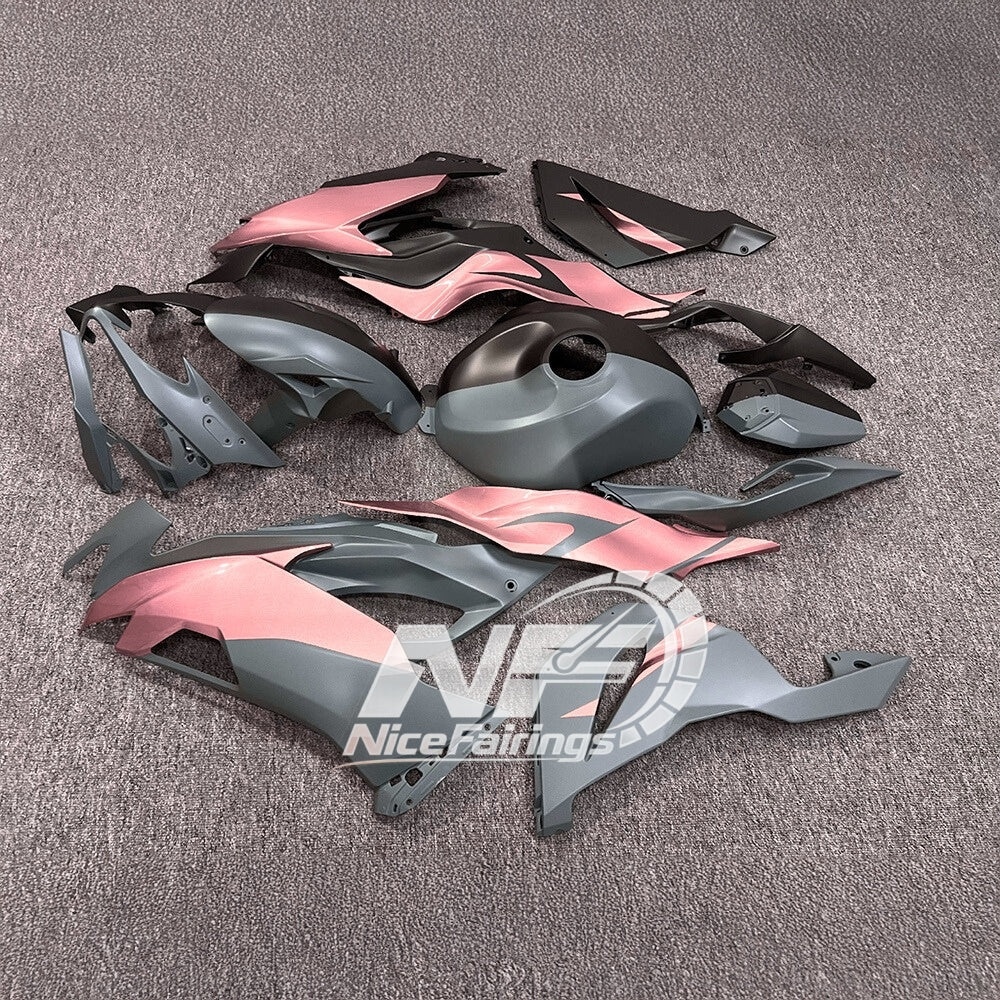 Kawasaki ZX6R 636 Custom Painted ABS Body Kit Matte Black Tank Cover | NiceFairings - rear angle image