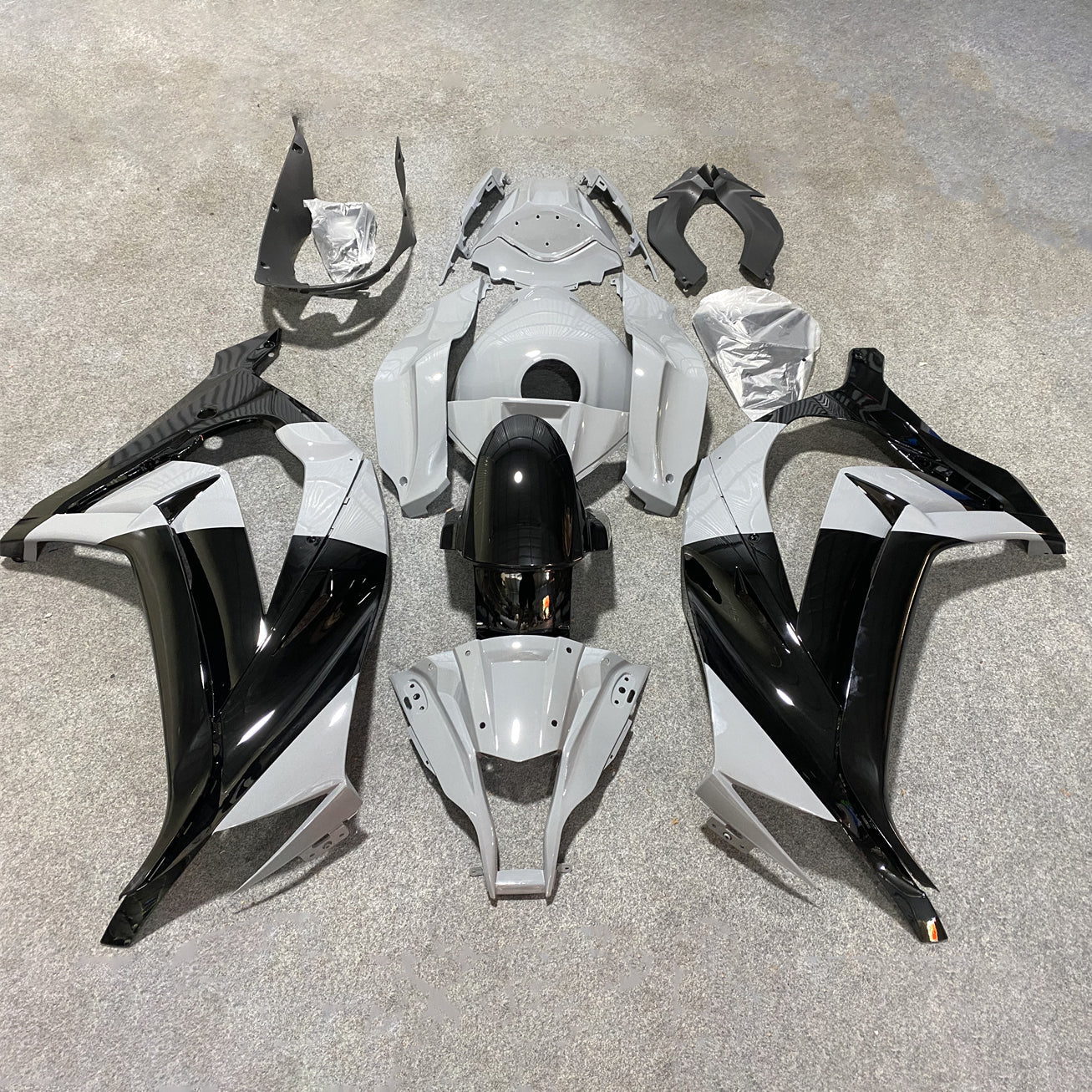 KAWASAKI Ninja ZX10R 2011-2015 Injection Molded Fairings Set | NiceFairings - paint design NO.1 option image