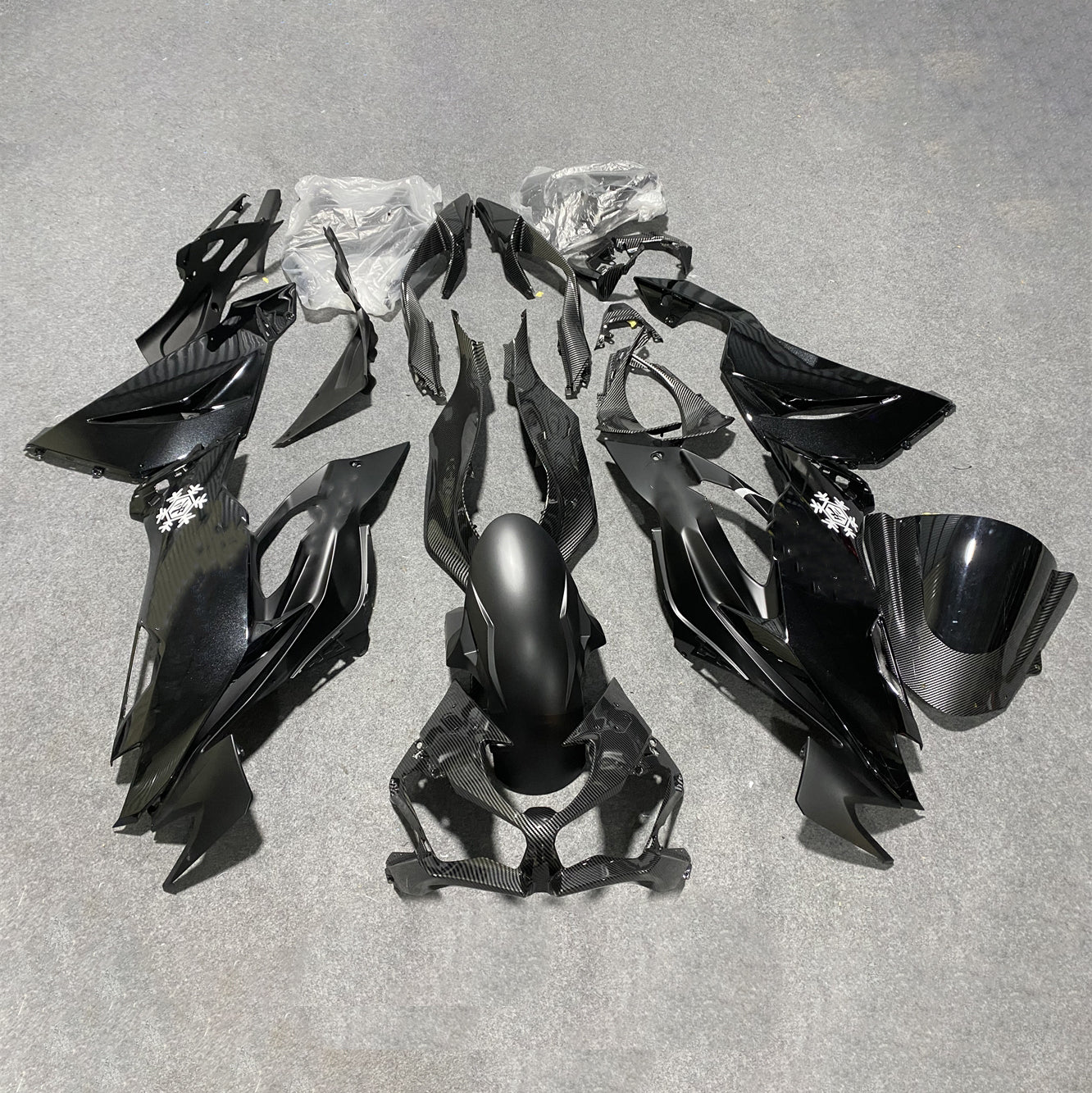 Kawasaki ZX6R 636 2019-2023 ABS Fairing Kit Red Black | NiceFairings - main product image
