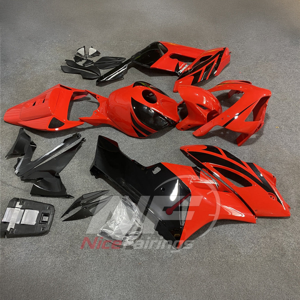 Painted Red ABS Body Panel Kit Fits 2004-2005 HONDA CBR1000RR | NiceFairings - front angle image
