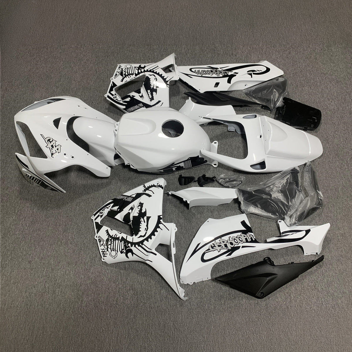 Custom-Painted ABS Cowling Body Panel Set Compatible with Honda CBR600RR F5 2005-2006 | NiceFairings - front angle image