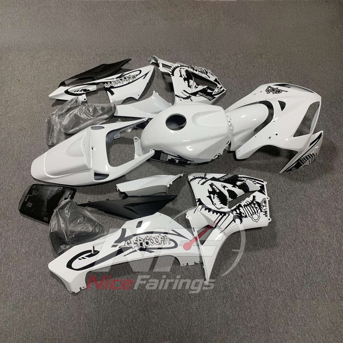 Custom-Painted ABS Cowling Body Panel Set Compatible with Honda CBR600RR F5 2005-2006 | NiceFairings - side angle image