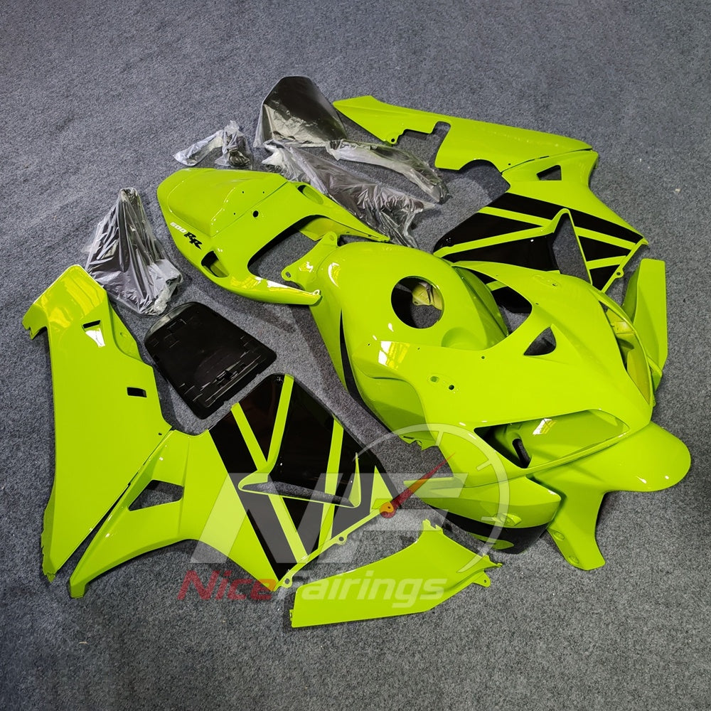 Aftermarket Plastic Cowling Panel Set Compatible with Honda CBR600RR F5 2005-2006 | NiceFairings - front angle image