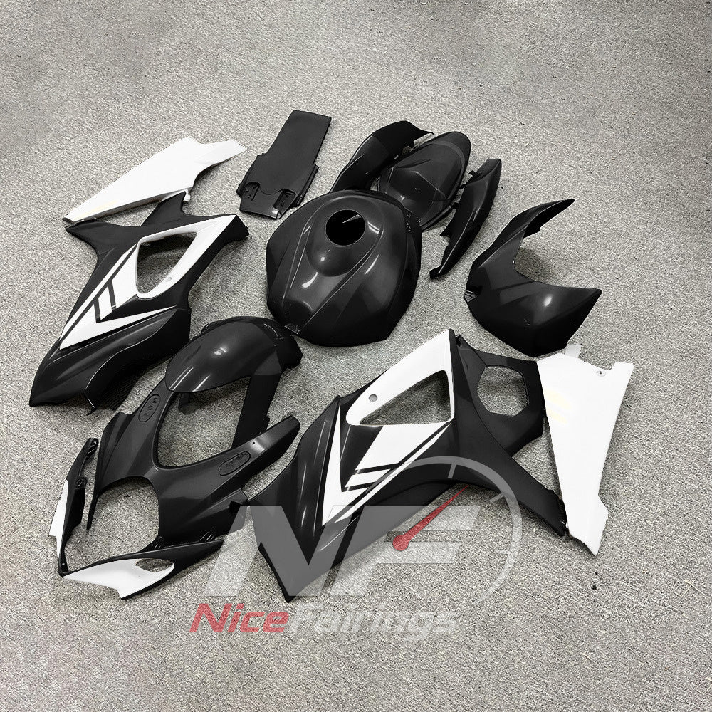 Replacement Injection-Molded Bodywork Set Fits 2007-2008 Suzuki GSX-R1000 | NiceFairings - front angle image