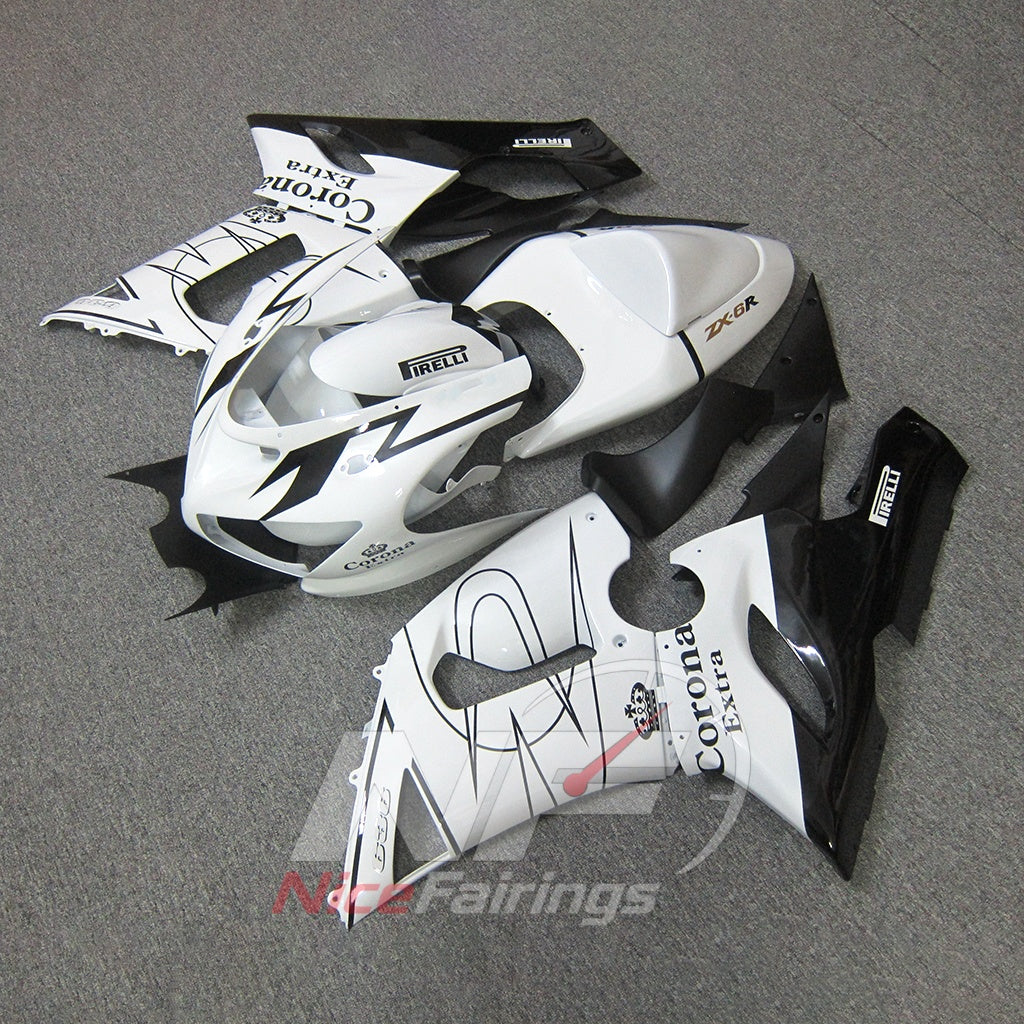 Kawasaki ZX6R 2005-2006 White outlined panel graphics - angled view
