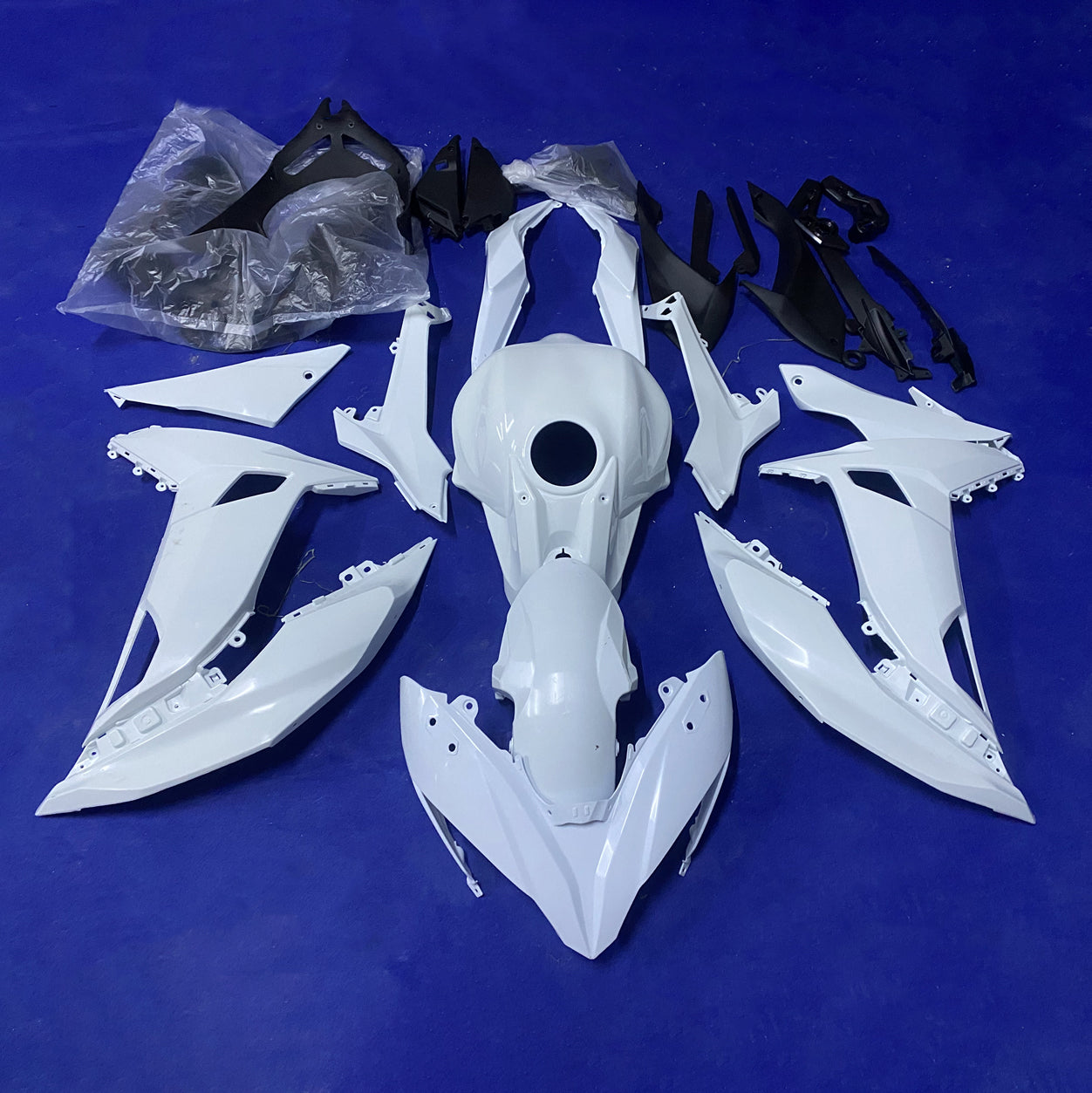 Motorcycle Bodywork for KAWASAKI Ninja 650 ER-6F 2017-2019 Custom Painted 100% Fit Injection Molded Silver yellow with tank-cover | NiceFairings