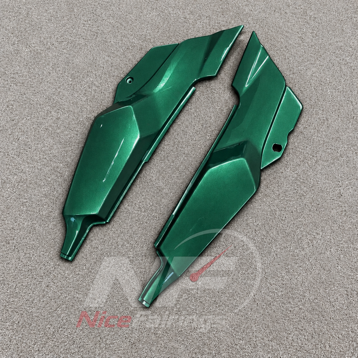 Motorcycle Fairing Kit Fits 1995-2004 KAWASAKI KLE500 - Injection-Molded ABS Plastic - Green | NiceFairings - detail angle image