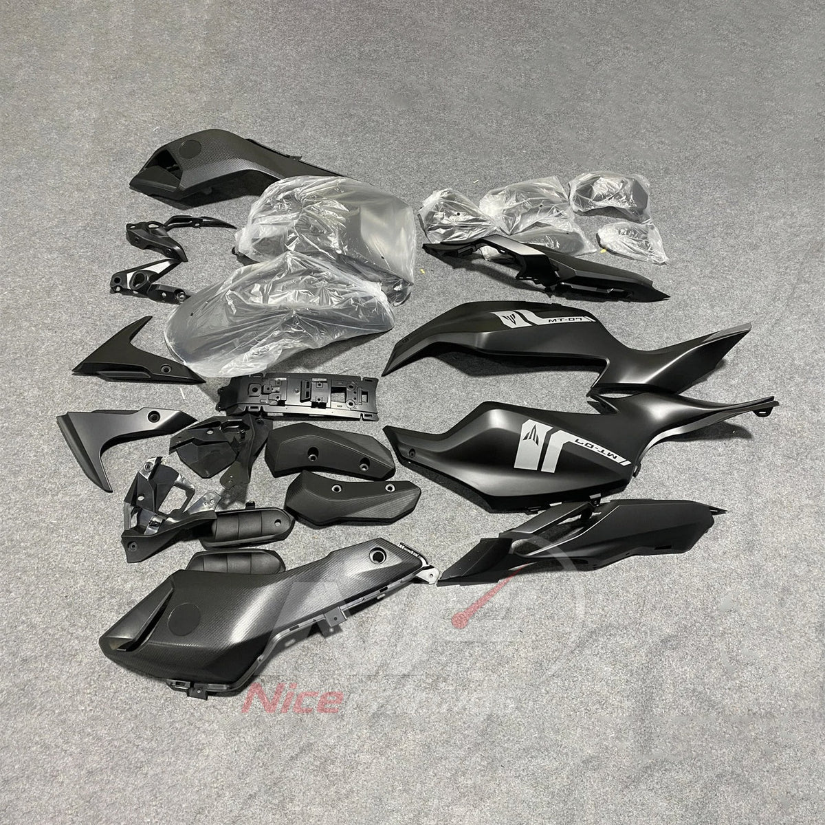 2014-2017 Yamaha MT-07 FZ-07 ABS fairing kit - Silver Black ABS Fairings - view 2
