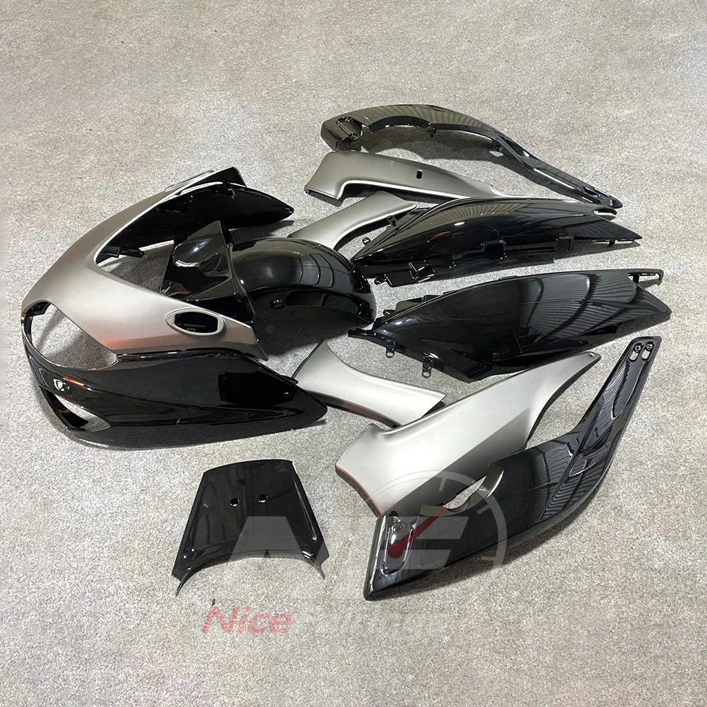 ABS Plastic Fairing Kit Fits 2001-2007 YAMAHA TMAX500 - Scooter Bodywork - Silver White Black | NiceFairings - front angle image