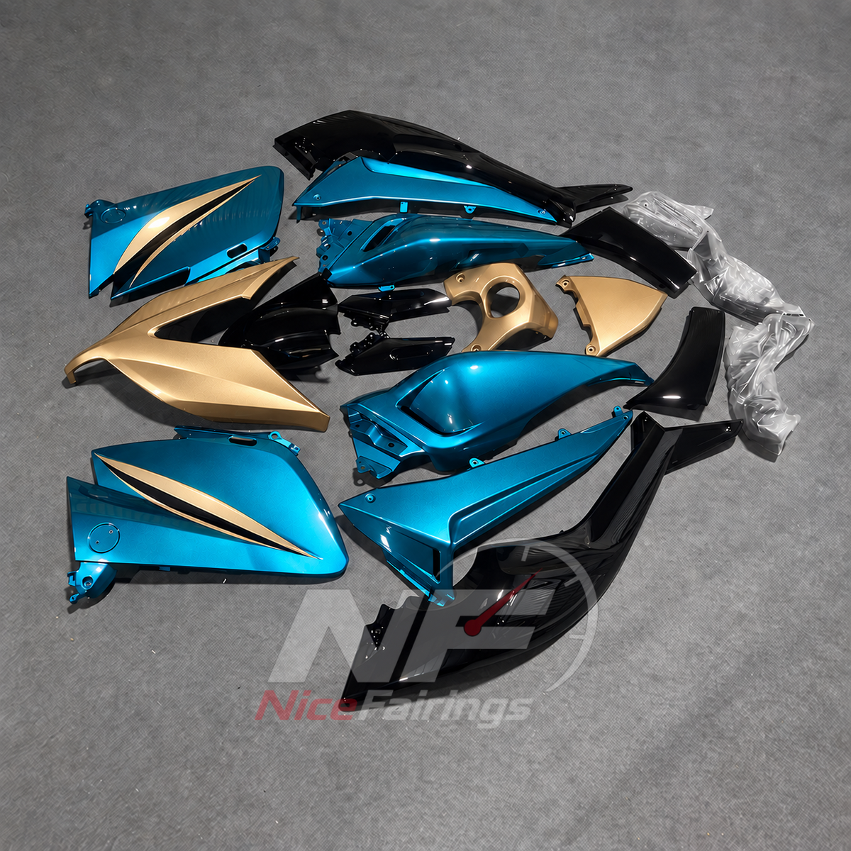 Race-Grade Injection-Molded Cowling Set Fits YAMAHA TMAX530 2015-2016 | NiceFairings - side angle image