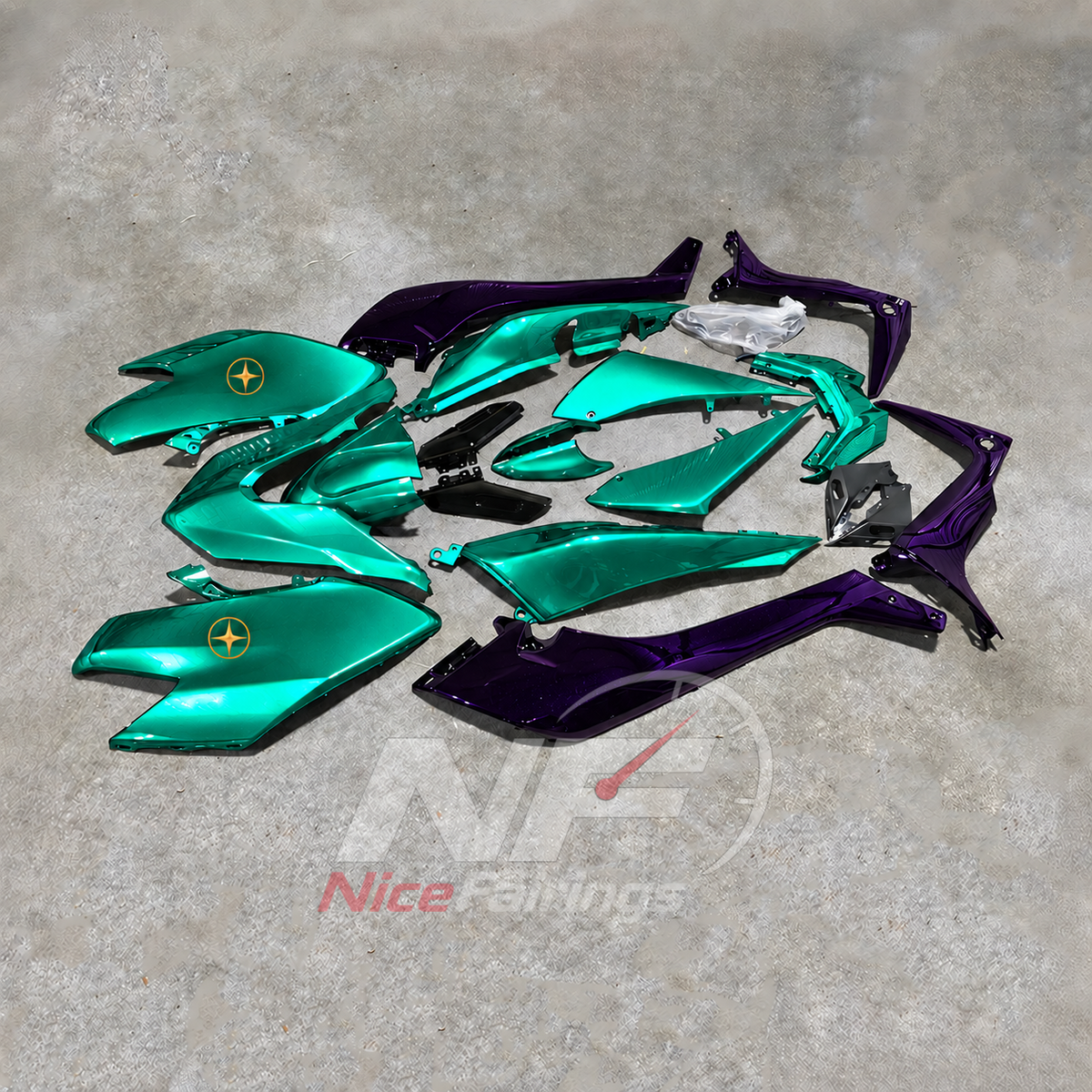 Premium Green Replacement Body Panels Compatible with 2017-2019 YAMAHA TMAX530 SJ14 | NiceFairings - front angle image