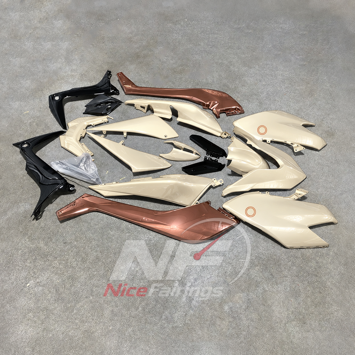 Race-Grade ABS Cowling Set Fits 2017-2019 YAMAHA TMAX530 SJ14 | NiceFairings - side angle image