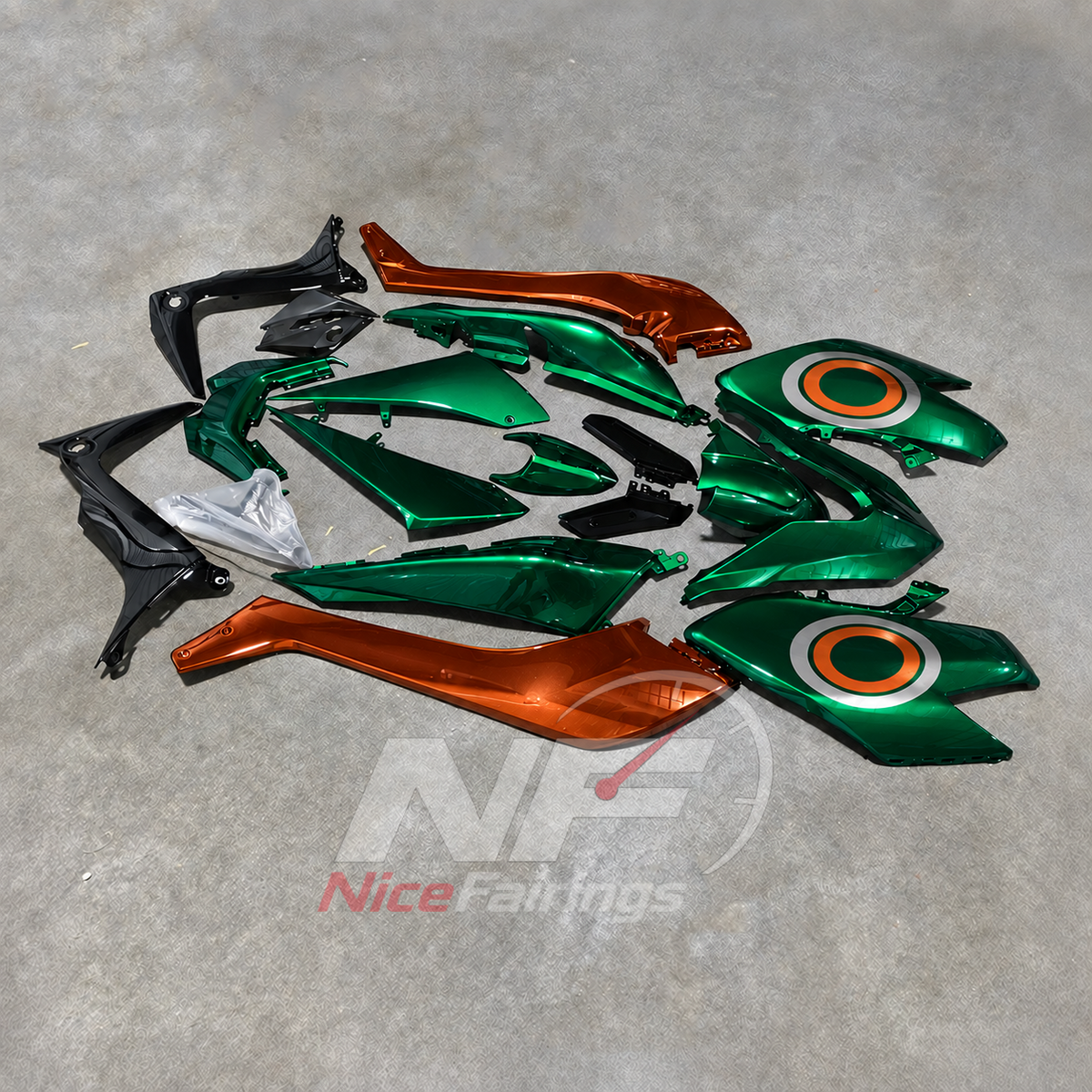 Premium Green Motorcycle Bodywork Kit Fits 2017-2019 YAMAHA TMAX530 SJ14 | NiceFairings - front angle image