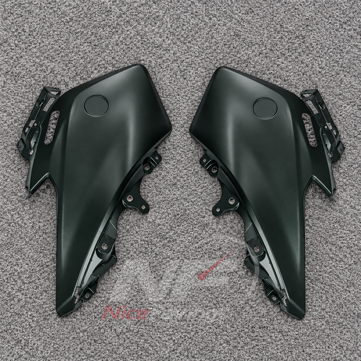 Aftermarket Fairing Kit Fits 2022-2024 YAMAHA TMAX560 - Scooter ABS Bodywork - Forest Green Black | NiceFairings - front angle image