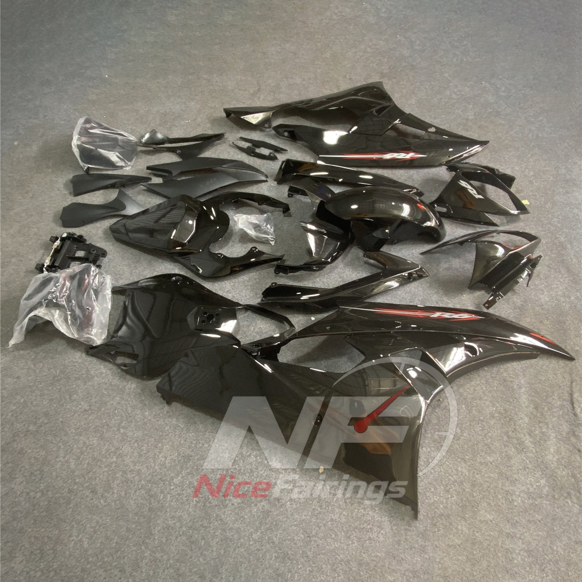 Painted Black Sportbike Fairing Set Fits YAMAHA YZF-R6 RJ11 2006-2007 | NiceFairings - side angle image