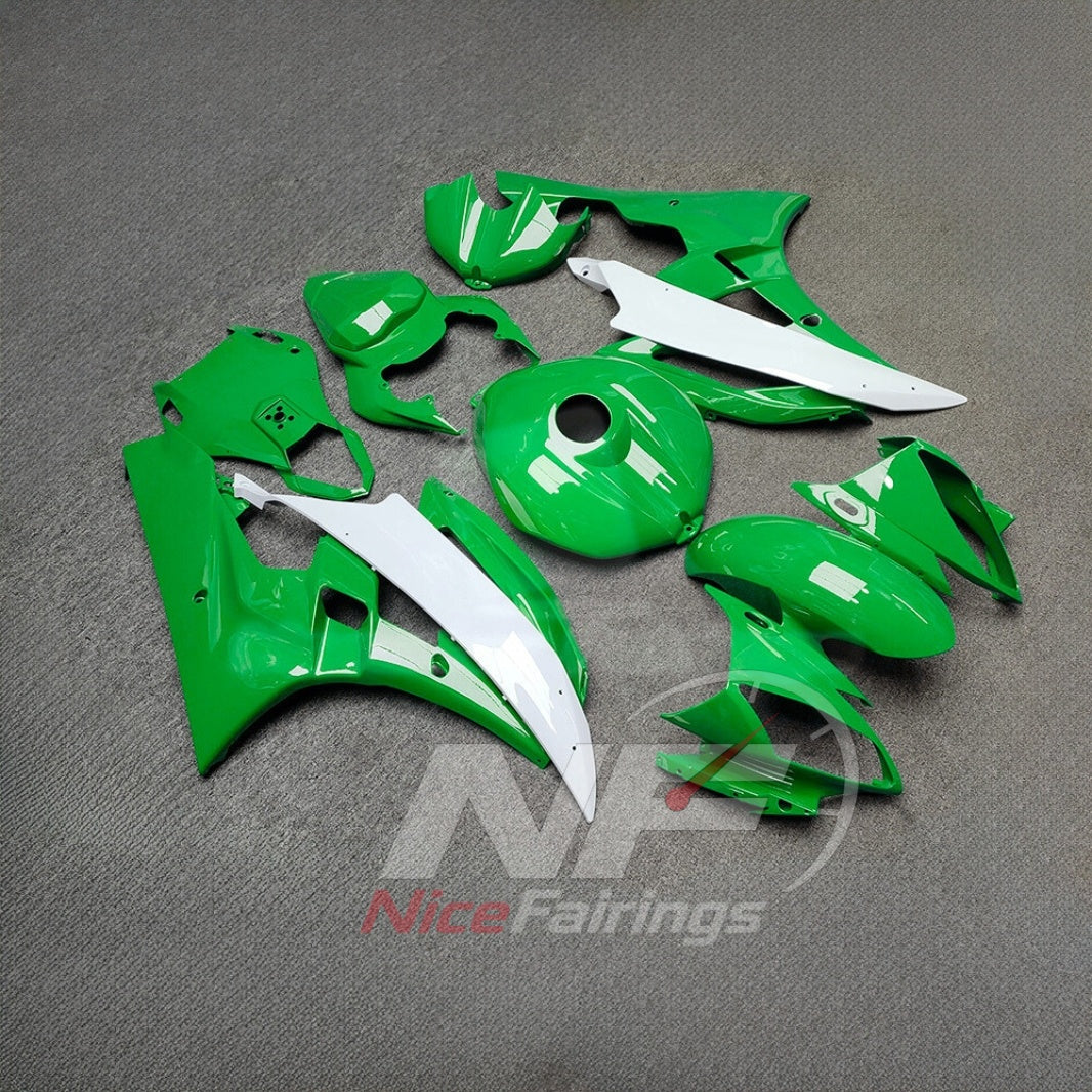 Green ABS Body Panel Kit Fits 2006-2007 YAMAHA YZF-R6 RJ11 | NiceFairings - side angle image