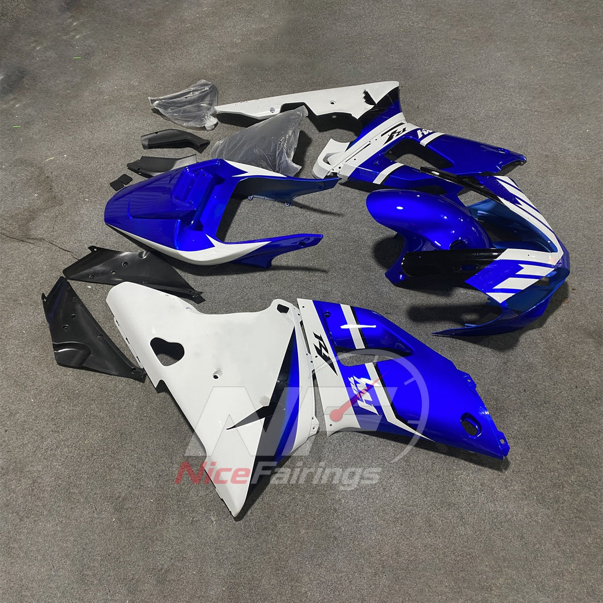 Injection-Molded ABS Bodywork Set Compatible with YAMAHA YZF-R1 RN04 2000-2001 - Blue White | NiceFairings - front angle image