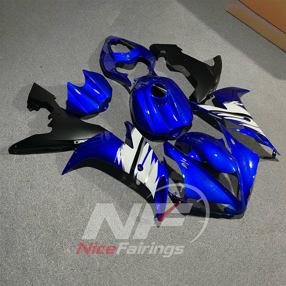 Injection-Molded ABS Bodywork Set Compatible with YAMAHA YZF-R1 RN12 2004-2006 - Blue | NiceFairings - front angle image