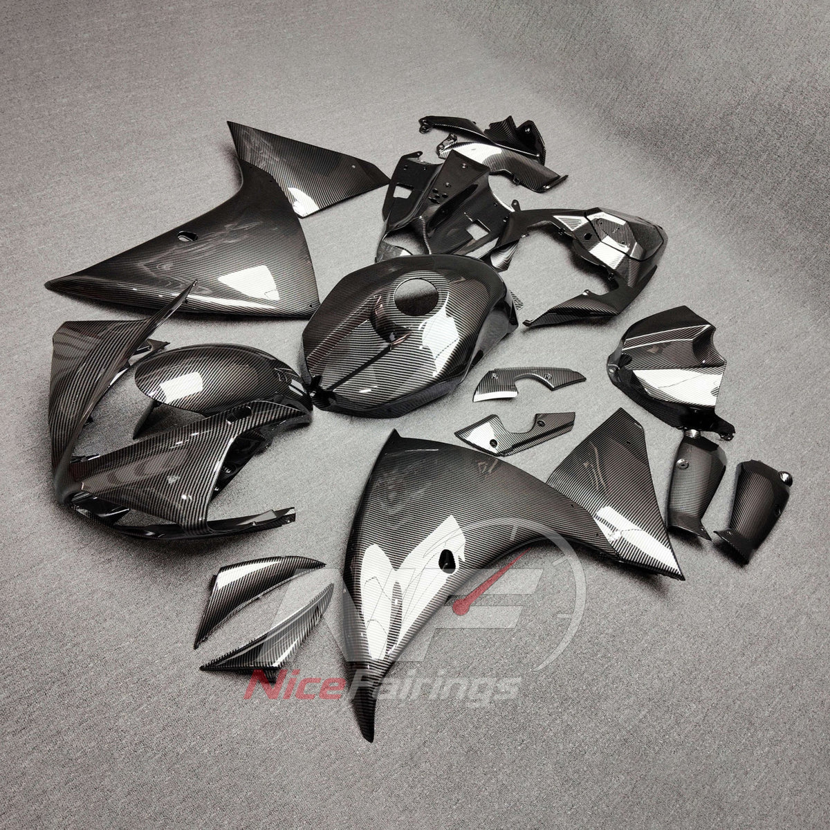 ABS Injection Fairing Kit Fits YAMAHA YZF-R1 RN22 2009-2011 - Carbon-Fiber-Style | NiceFairings - side angle image