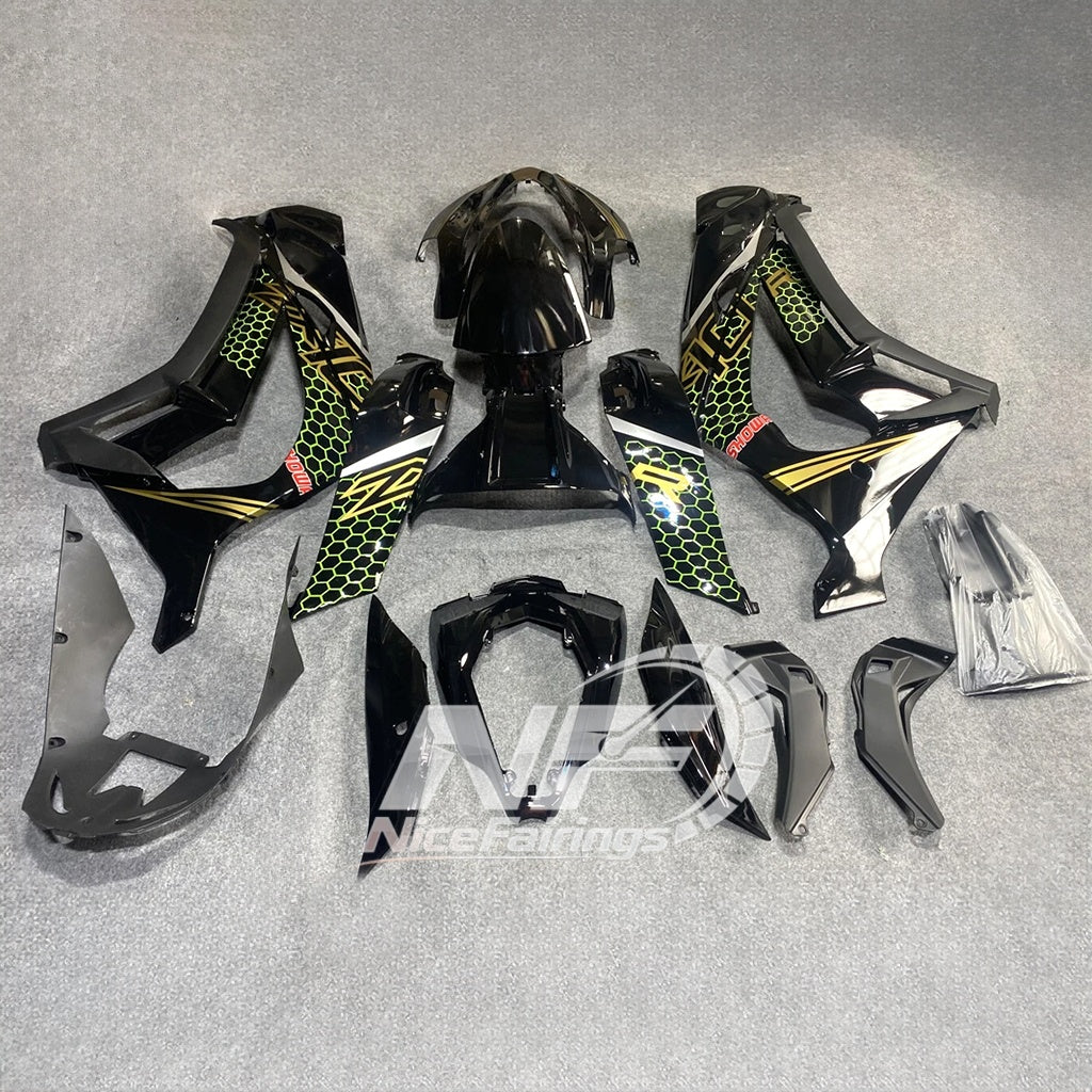 For Kawasaki ZX10R 2016-2020 Aftermarket Carbon Fiber Hydro Dipped Custom Color Pain Fairings Kit | NiceFairings - rear angle image