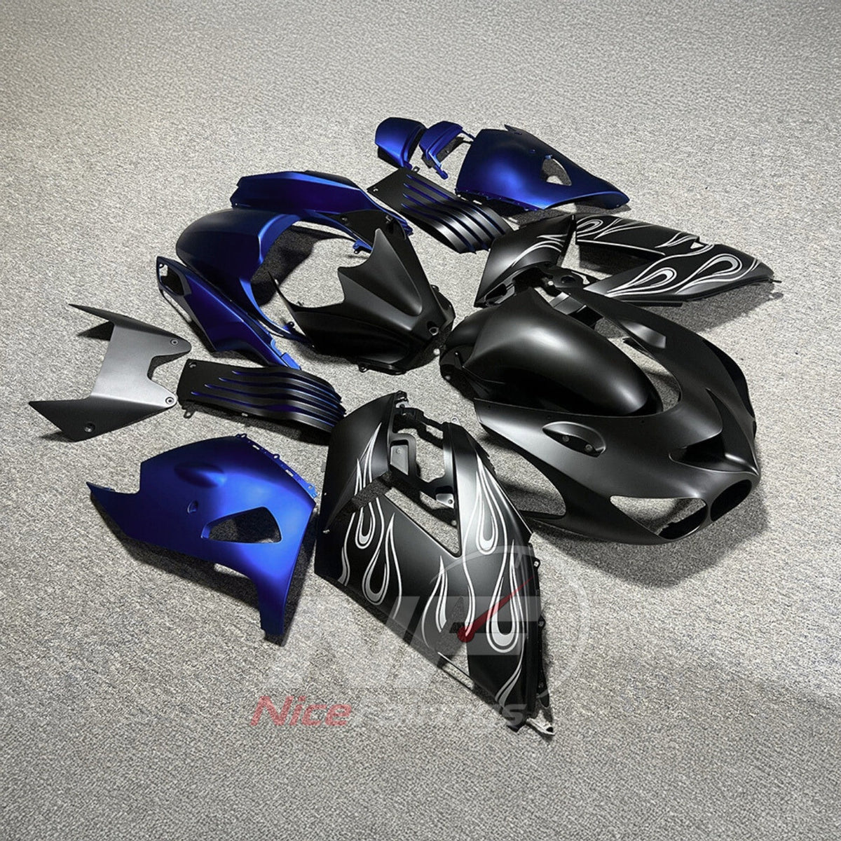 Fairing Kit Fits 2006-2011 KAWASAKI Ninja ZX-14 / ZZR1400 - ABS Plastic Bodywork - Silver White Black | NiceFairings - front angle image