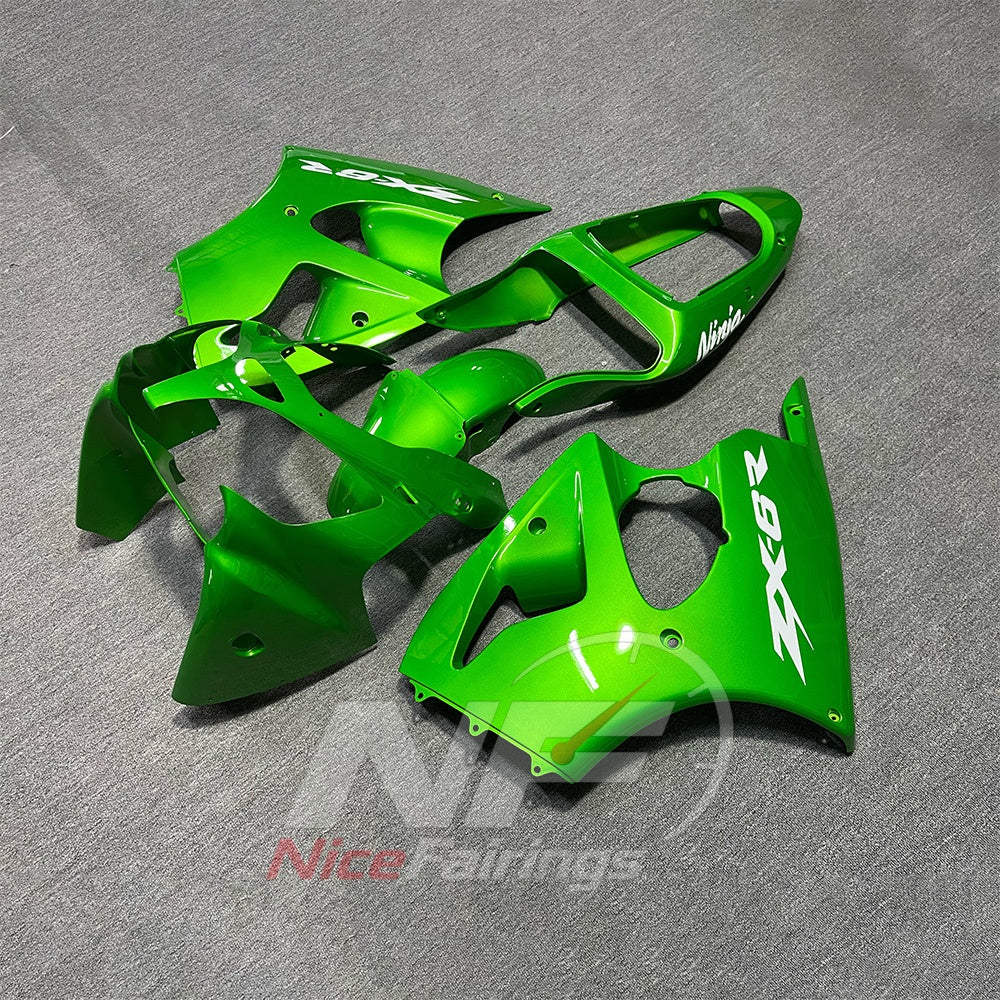 Kawasaki ZX6R 2000-2002 Solid bright green bodywork - angled view