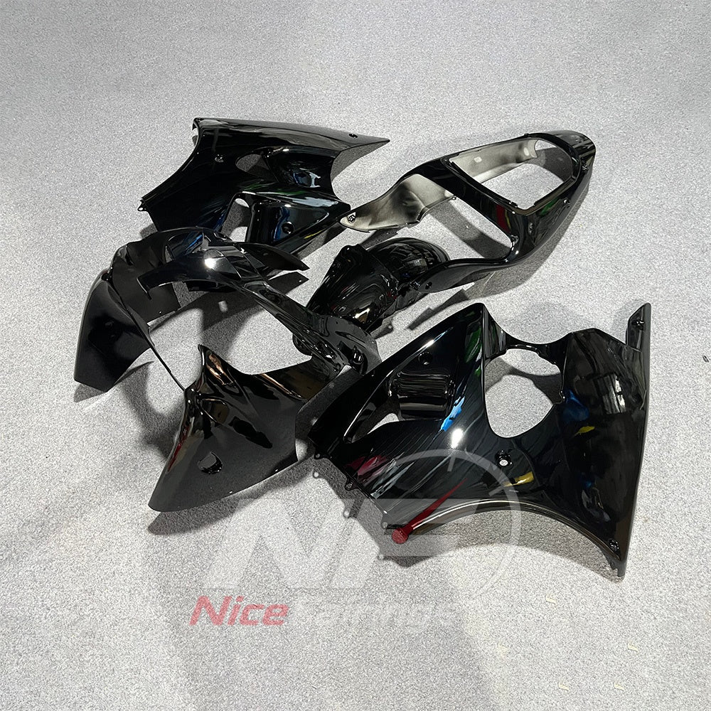 Kawasaki ZX6R 2000-2002 Black plain bodywork - angled view