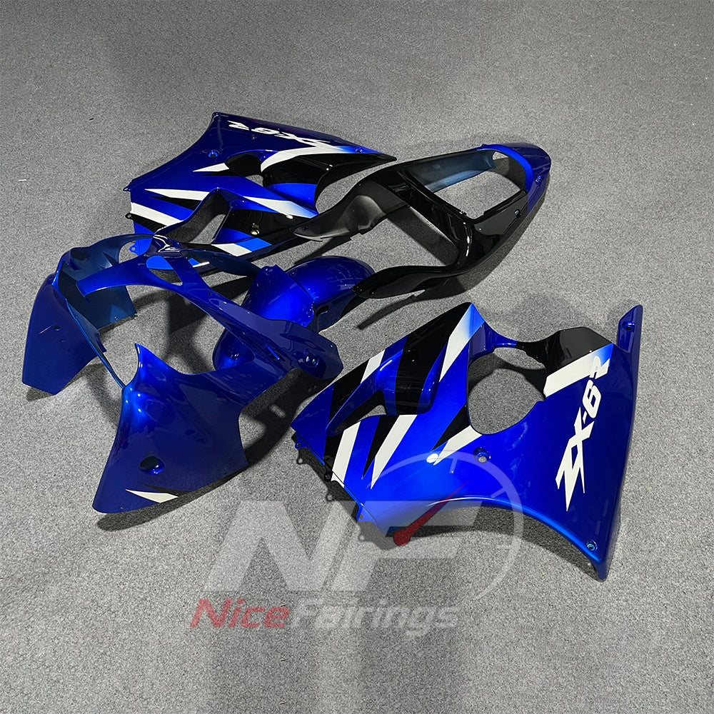 Kawasaki ZX6R 2000-2002 Blue white angular stripes - angled view