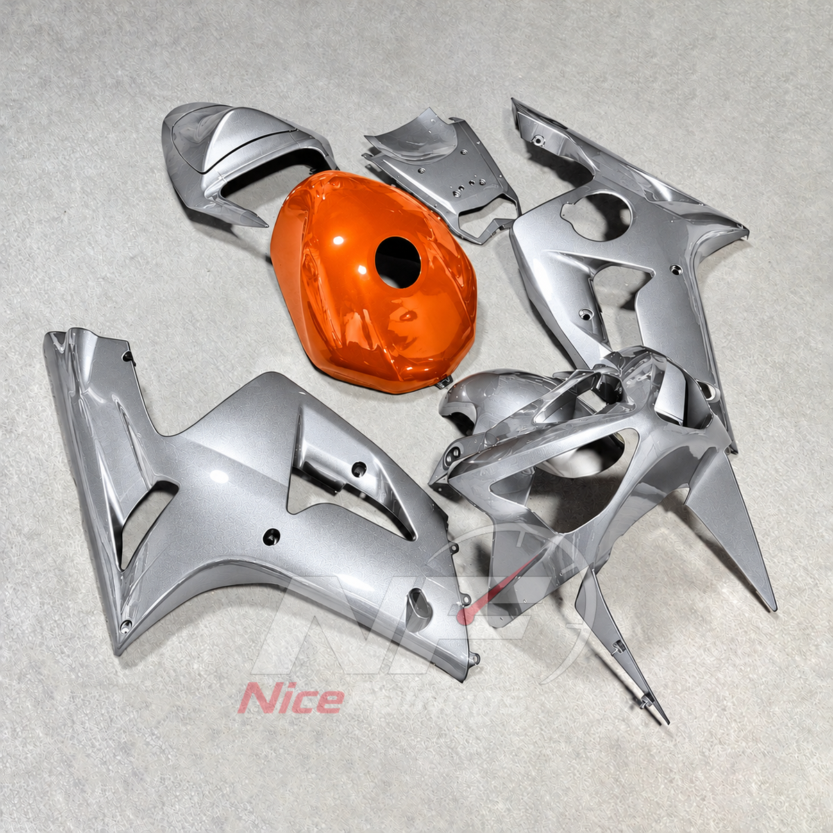 Kawasaki ZX6R 2003-2004 Silver fairings with orange tank cover - angled view