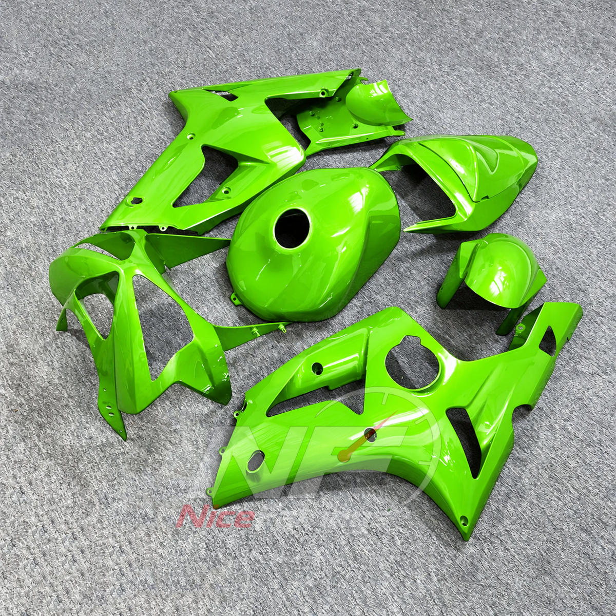 Kawasaki ZX6R 2003-2004 Bright green bodywork - angled view