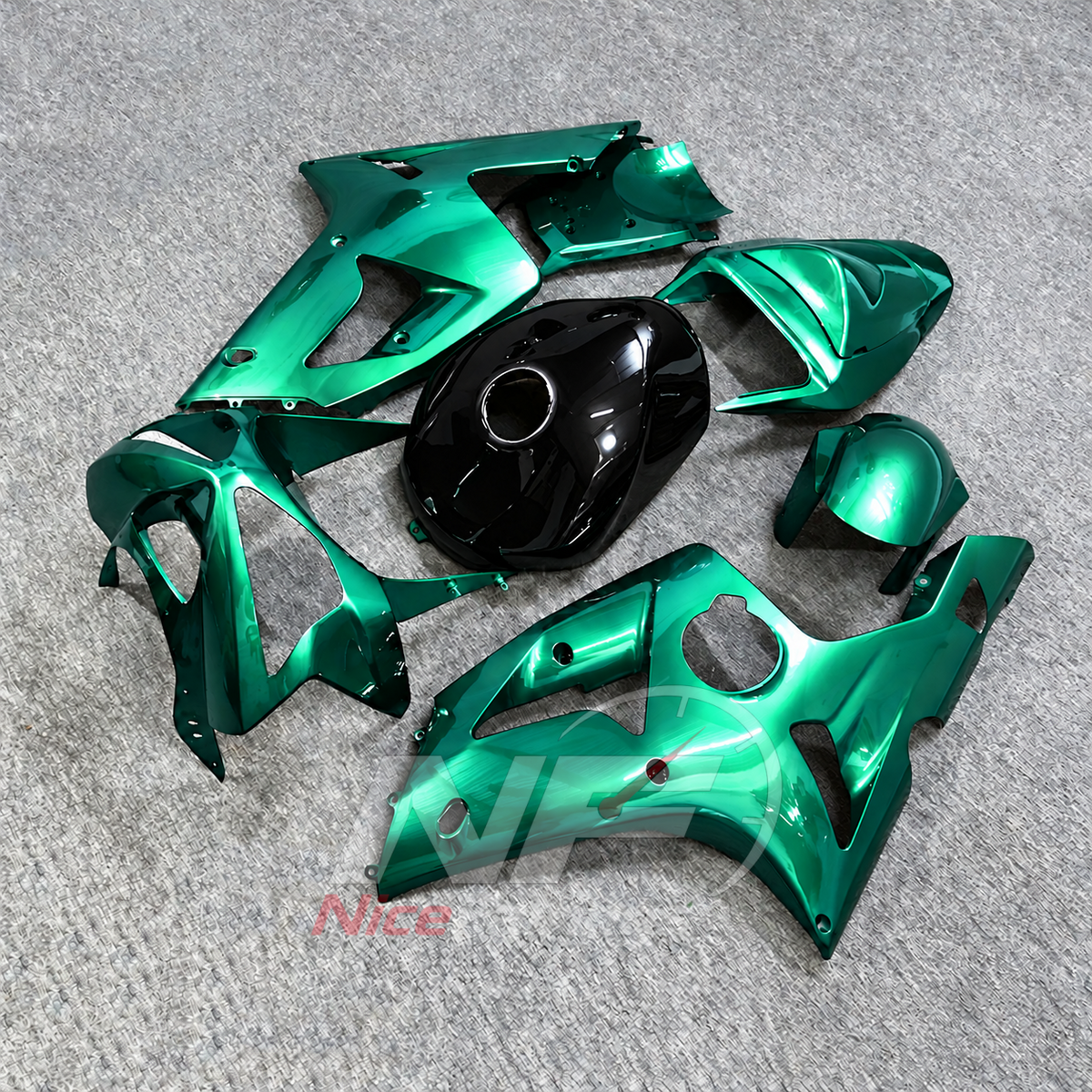 Kawasaki ZX6R 2003-2004 Turquoise-green fairings with carbon-look tank cover - angled view