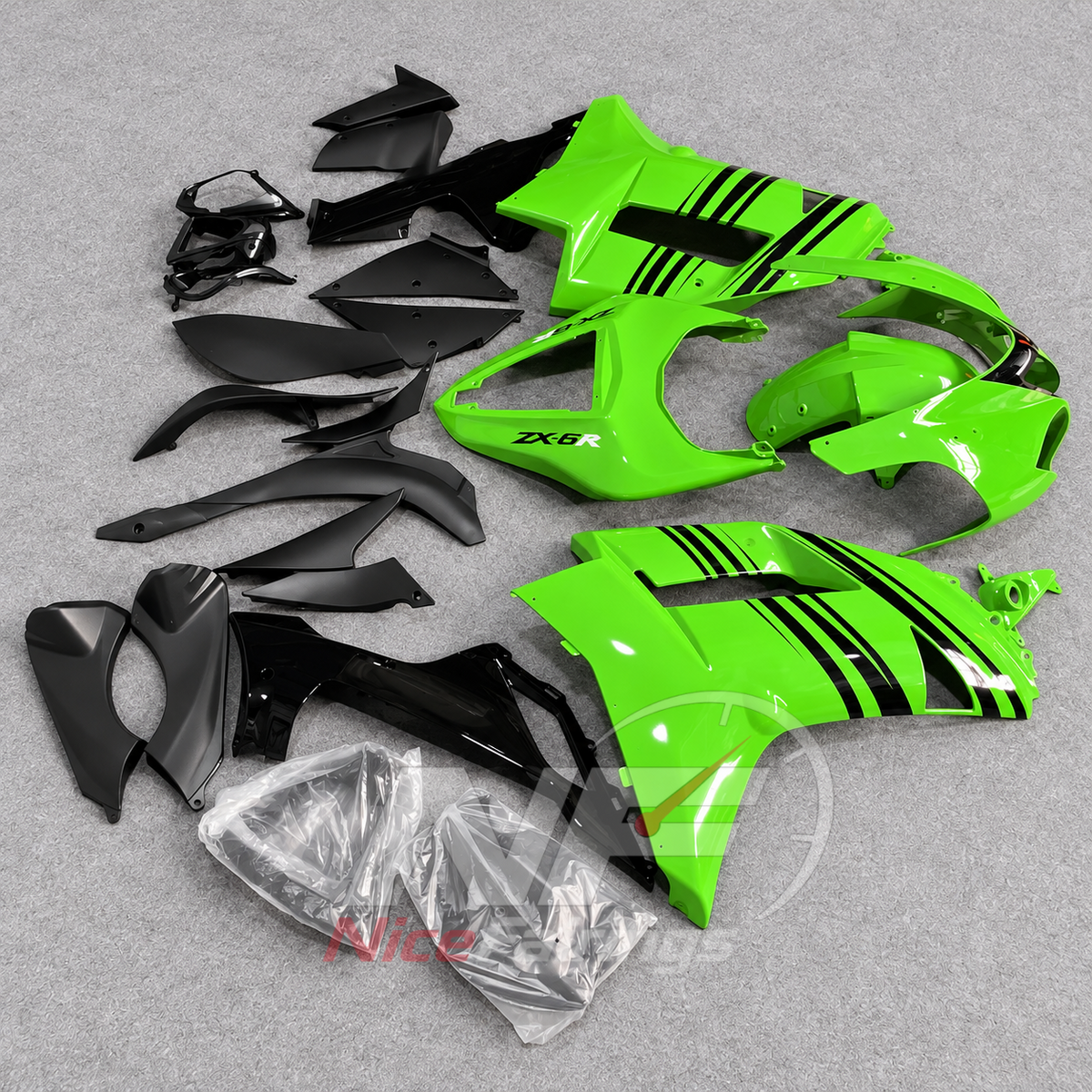 Kawasaki ZX6R 2007-2008 Green banded panels - angled view
